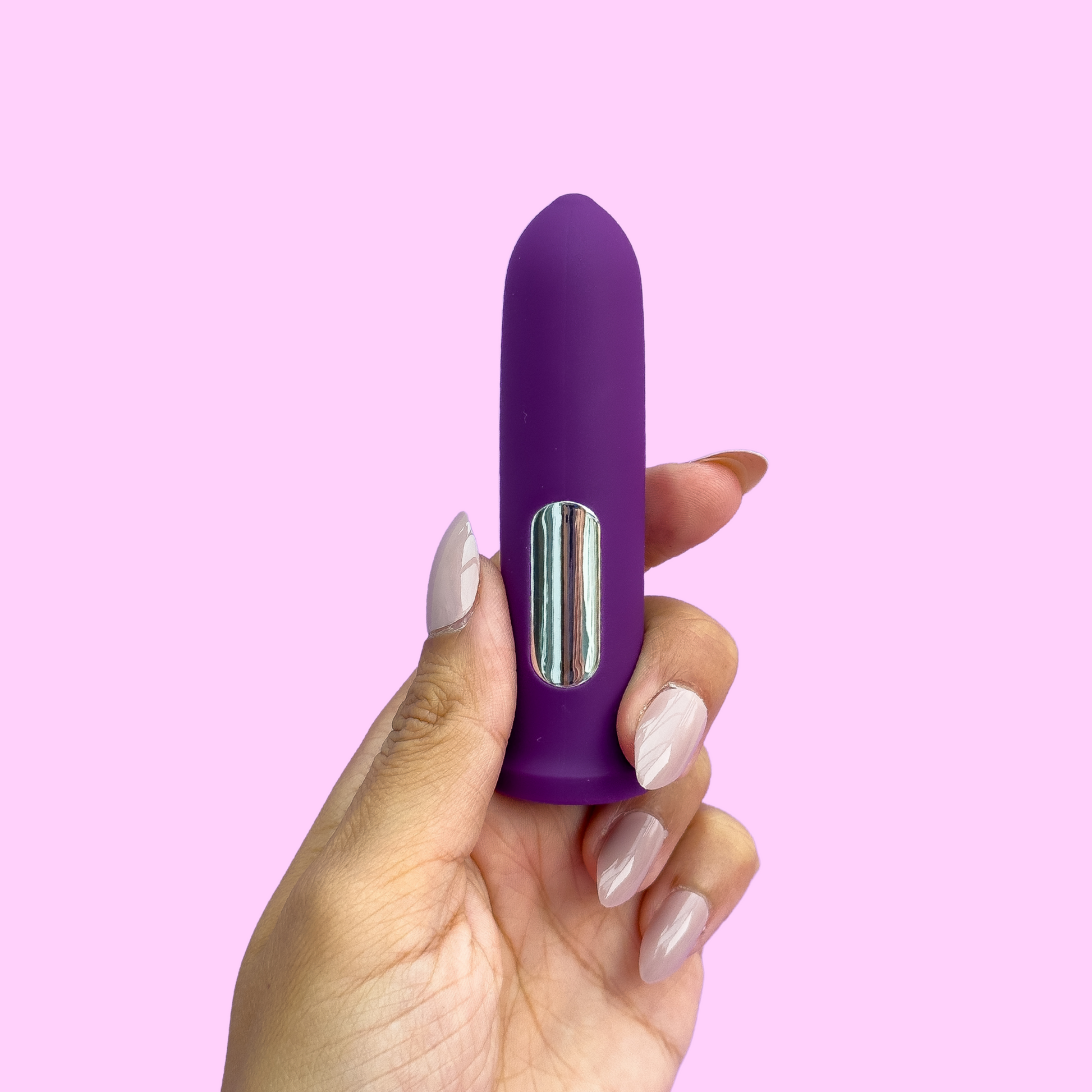 powerful bullet vibrator with 10 speeds a female massager for clitoral stimulation. 
